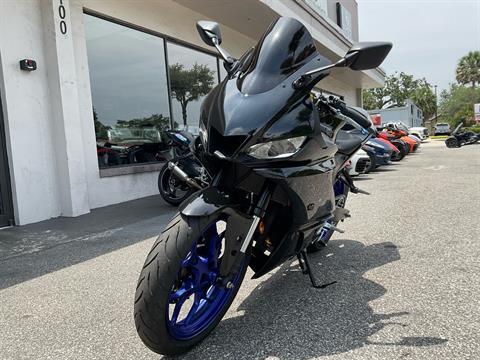 2020 Yamaha YZF-R3 ABS in Sanford, Florida - Photo 3