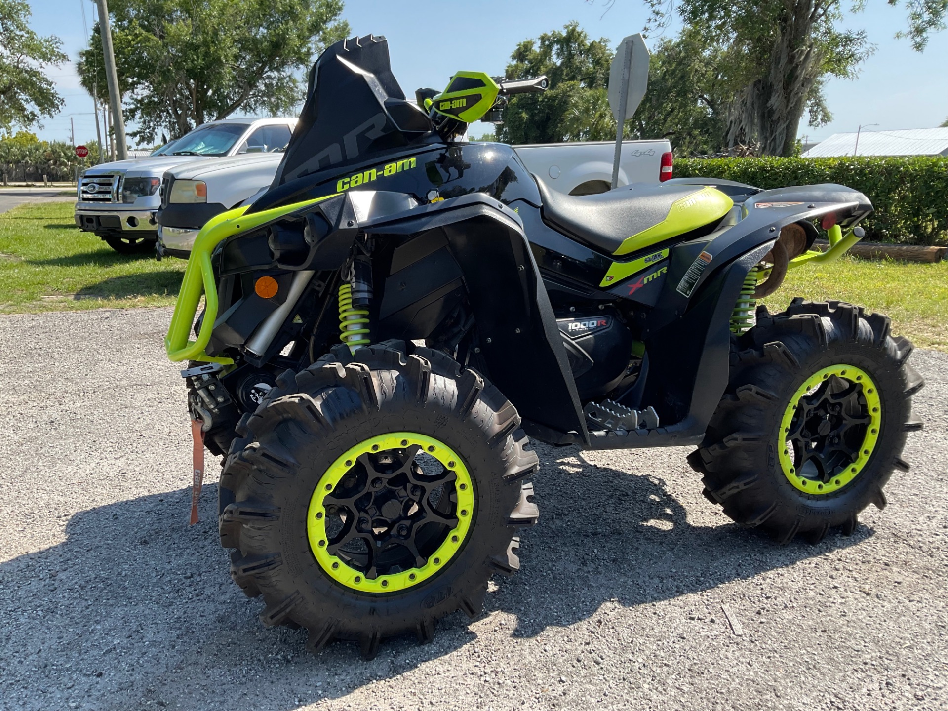 2021 Can-Am Renegade X MR 1000R with Visco-4Lok in Sanford, Florida - Photo 2