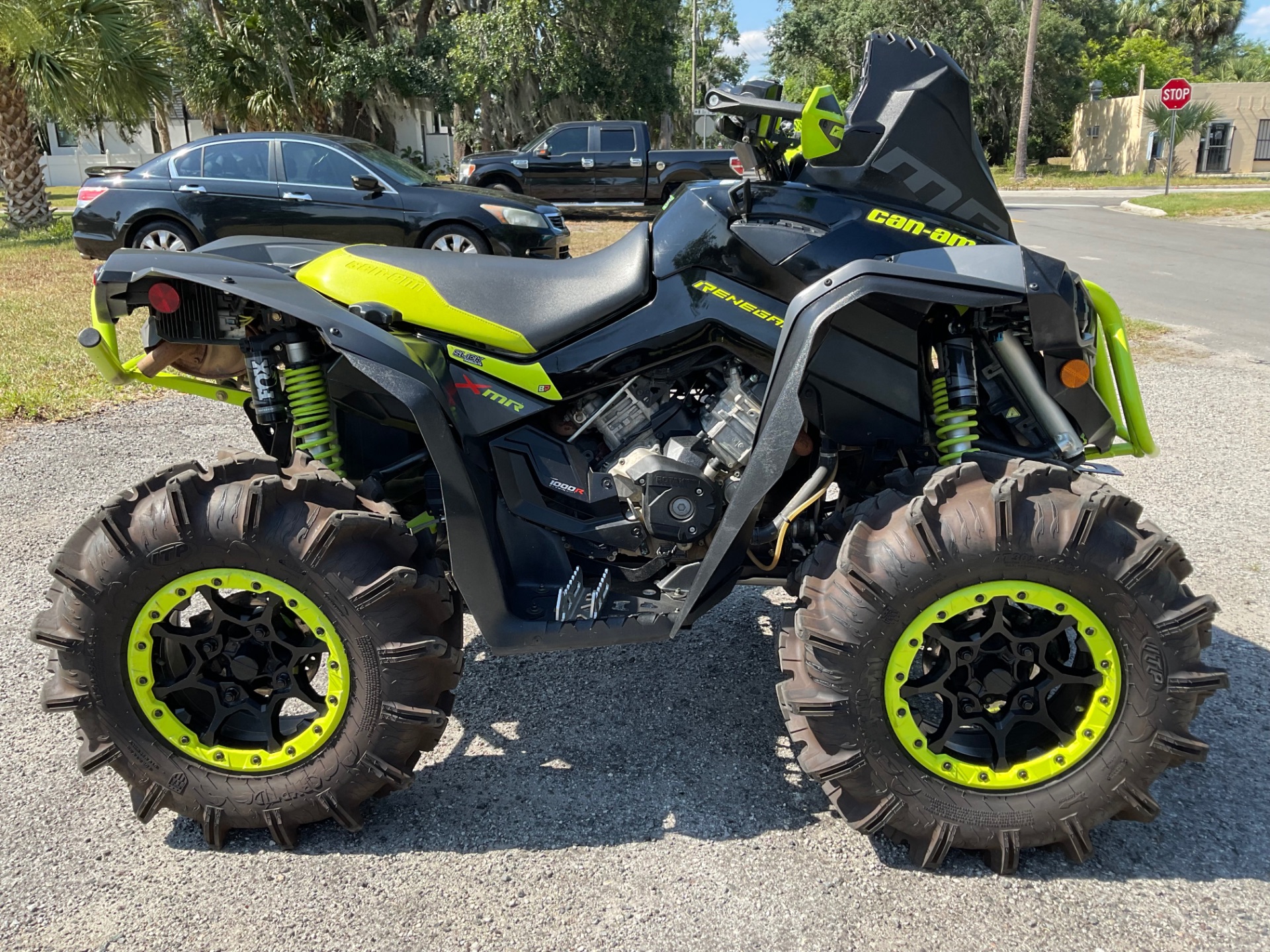 2021 Can-Am Renegade X MR 1000R with Visco-4Lok in Sanford, Florida - Photo 7