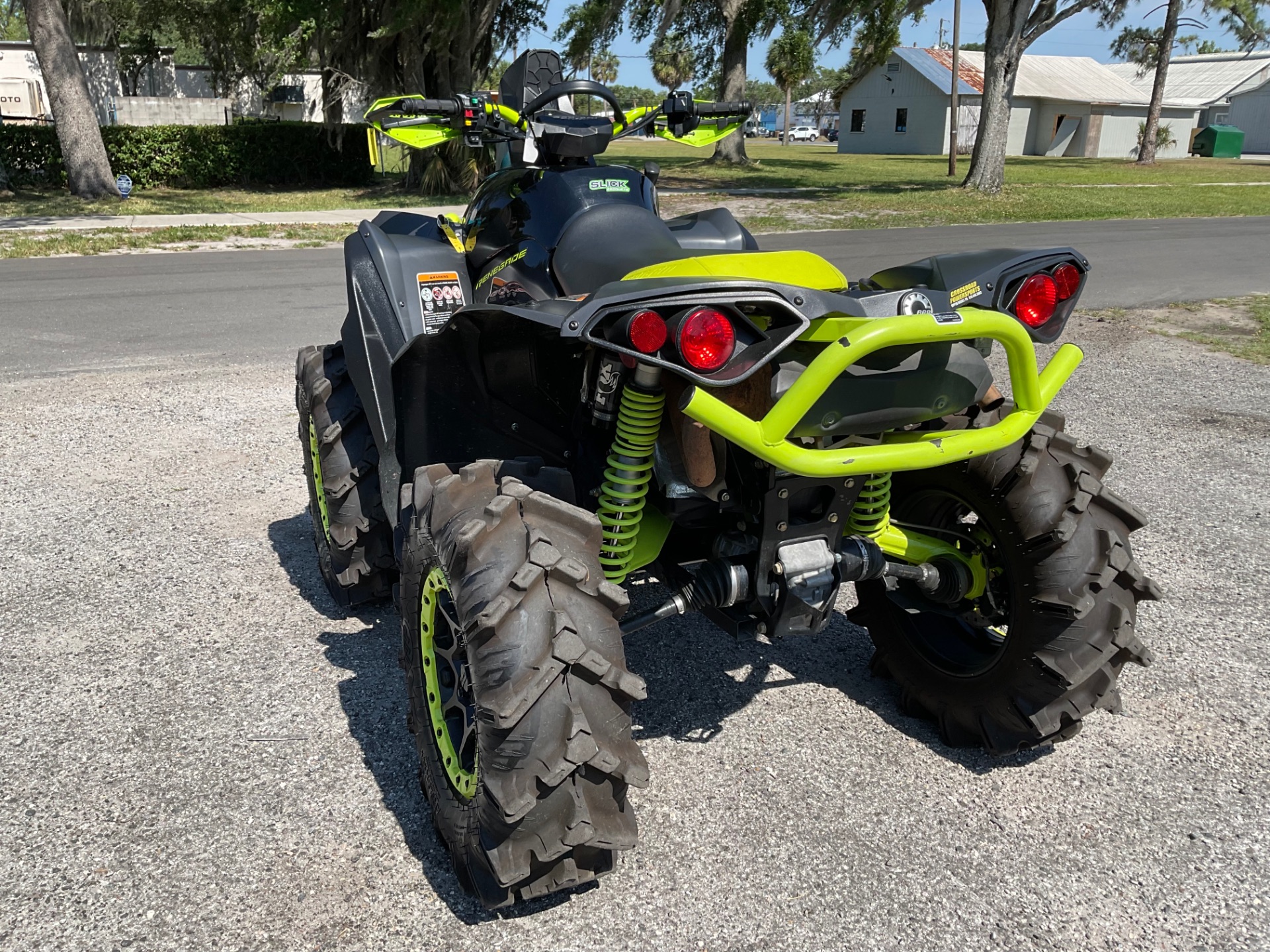 2021 Can-Am Renegade X MR 1000R with Visco-4Lok in Sanford, Florida - Photo 11