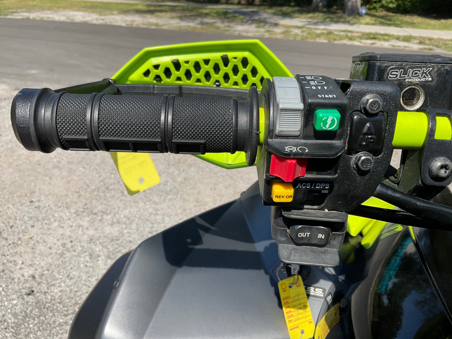 2021 Can-Am Renegade X MR 1000R with Visco-4Lok in Sanford, Florida - Photo 28