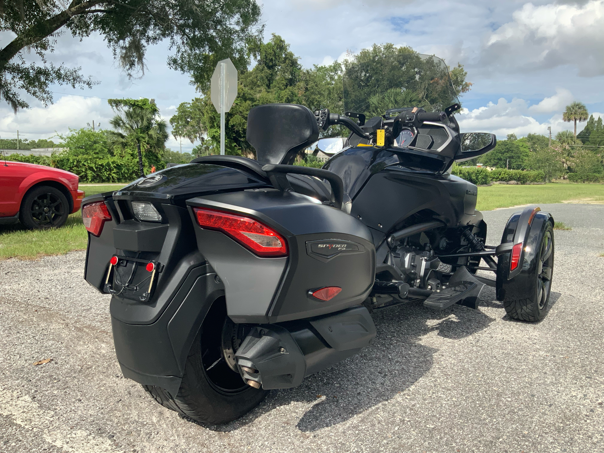 2016 Can-Am Spyder F3 Limited in Sanford, Florida - Photo 10