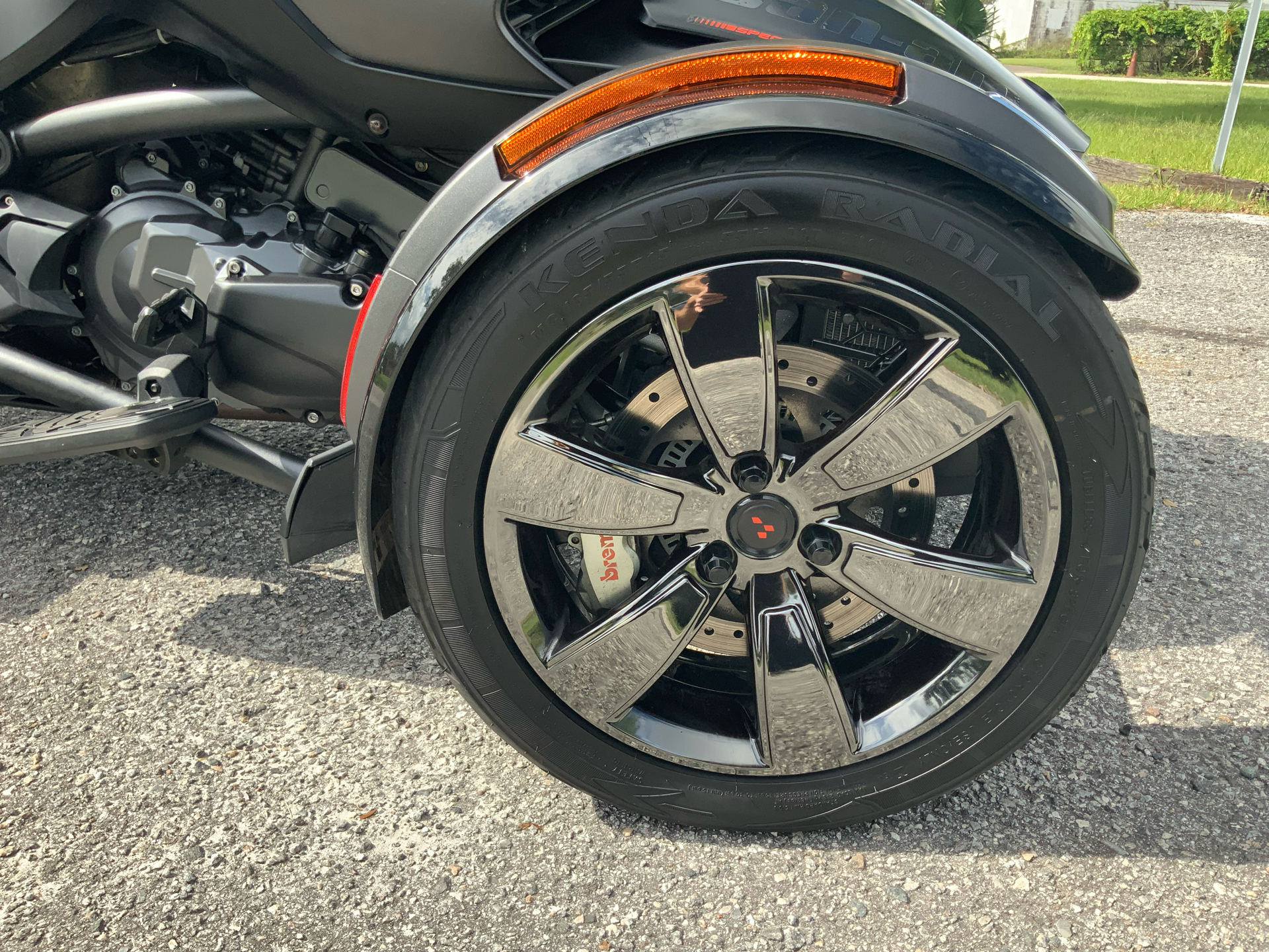 2016 Can-Am Spyder F3 Limited in Sanford, Florida - Photo 14