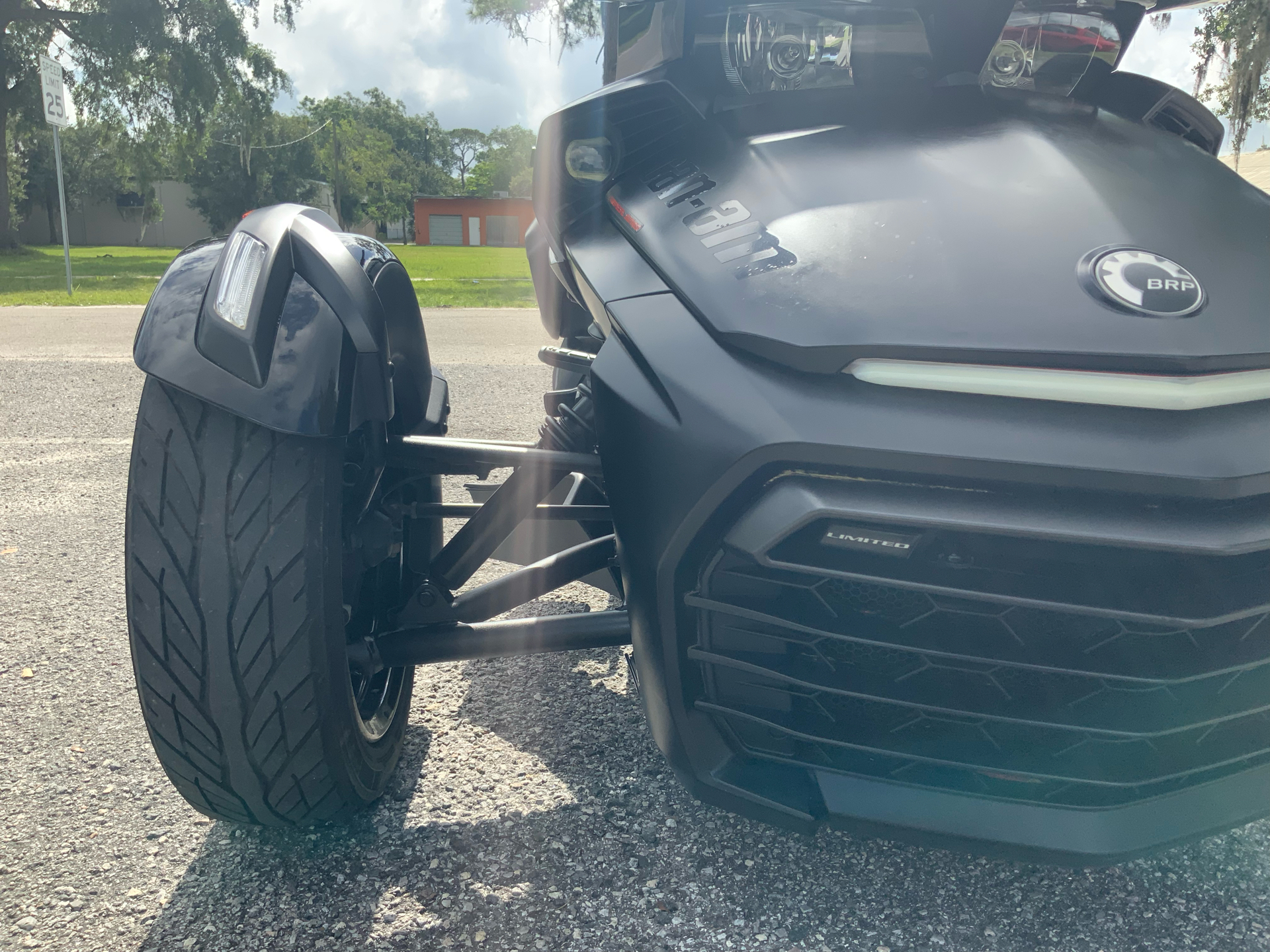 2016 Can-Am Spyder F3 Limited in Sanford, Florida - Photo 15