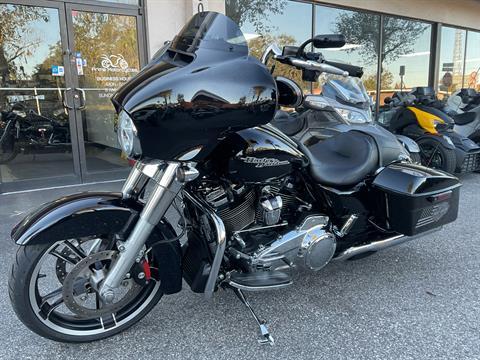 2019 Harley-Davidson Street Glide® in Sanford, Florida - Photo 2