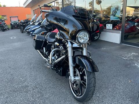 2019 Harley-Davidson Street Glide® in Sanford, Florida - Photo 5