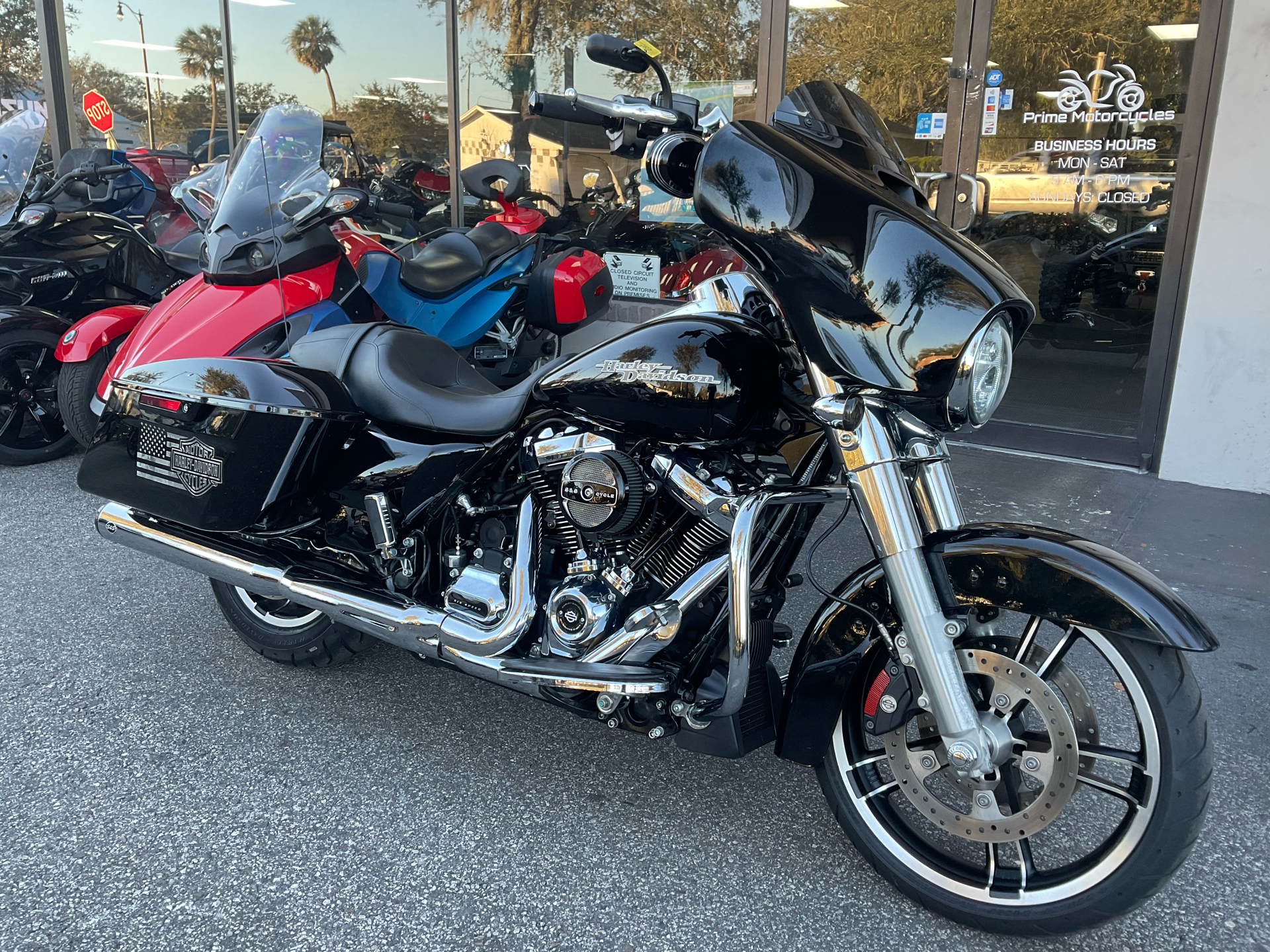 2019 Harley-Davidson Street Glide® in Sanford, Florida - Photo 6
