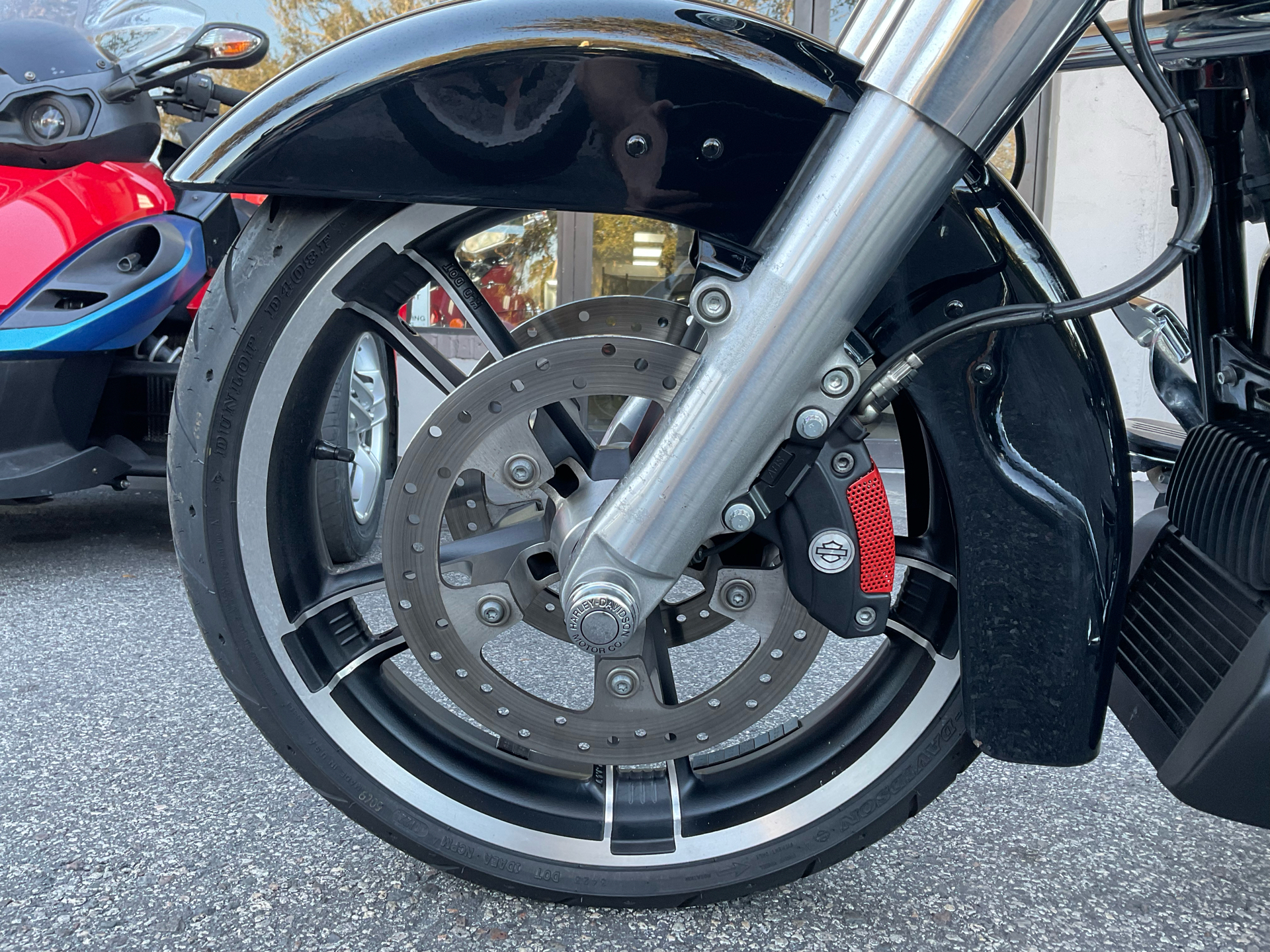 2019 Harley-Davidson Street Glide® in Sanford, Florida - Photo 14