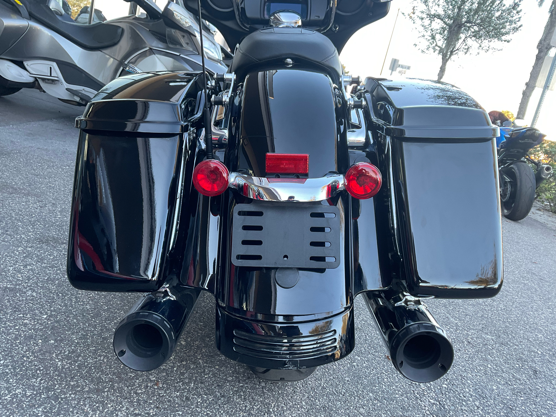 2019 Harley-Davidson Street Glide® in Sanford, Florida - Photo 21