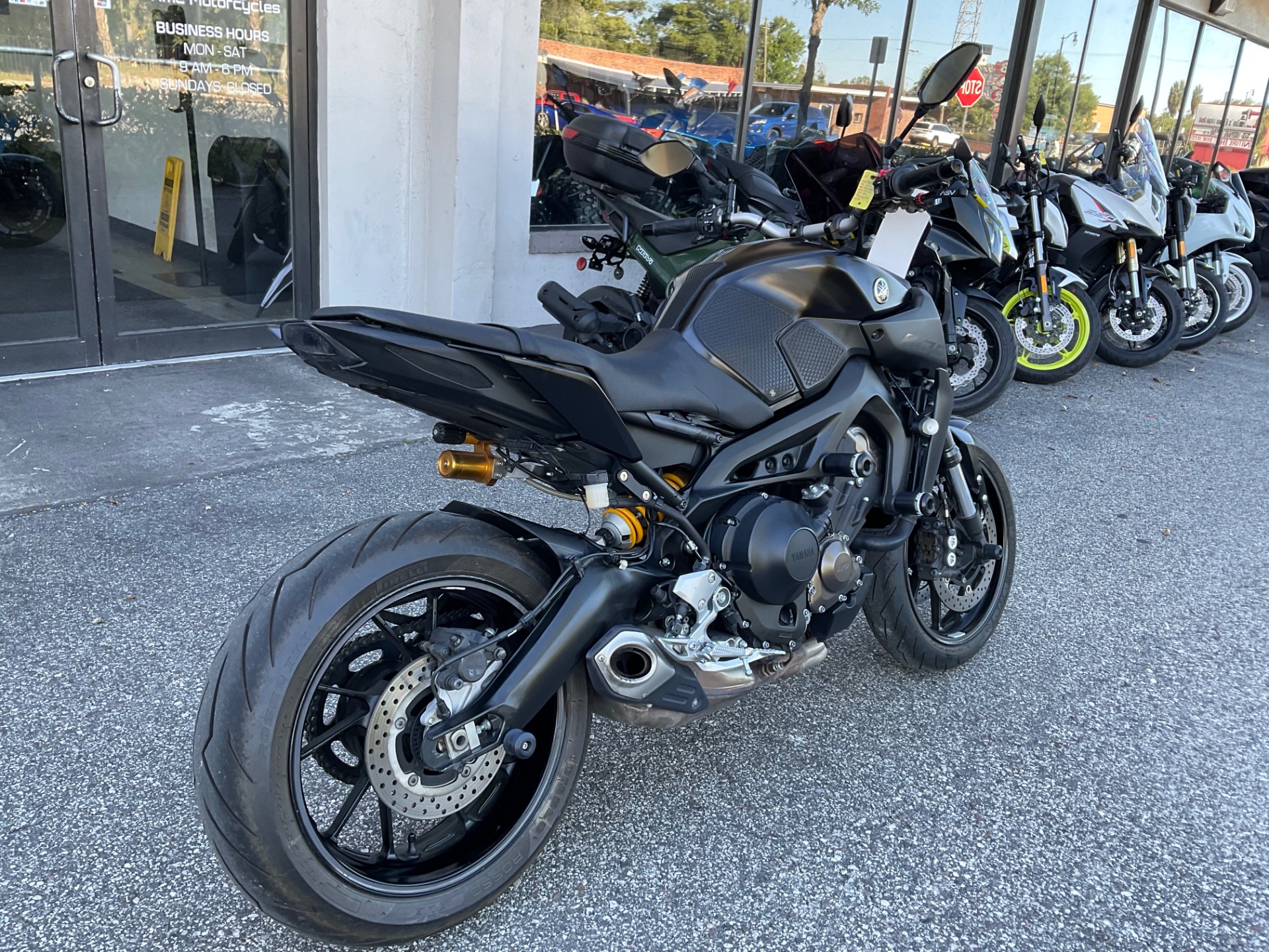 2020 Yamaha MT-09 in Sanford, Florida - Photo 8