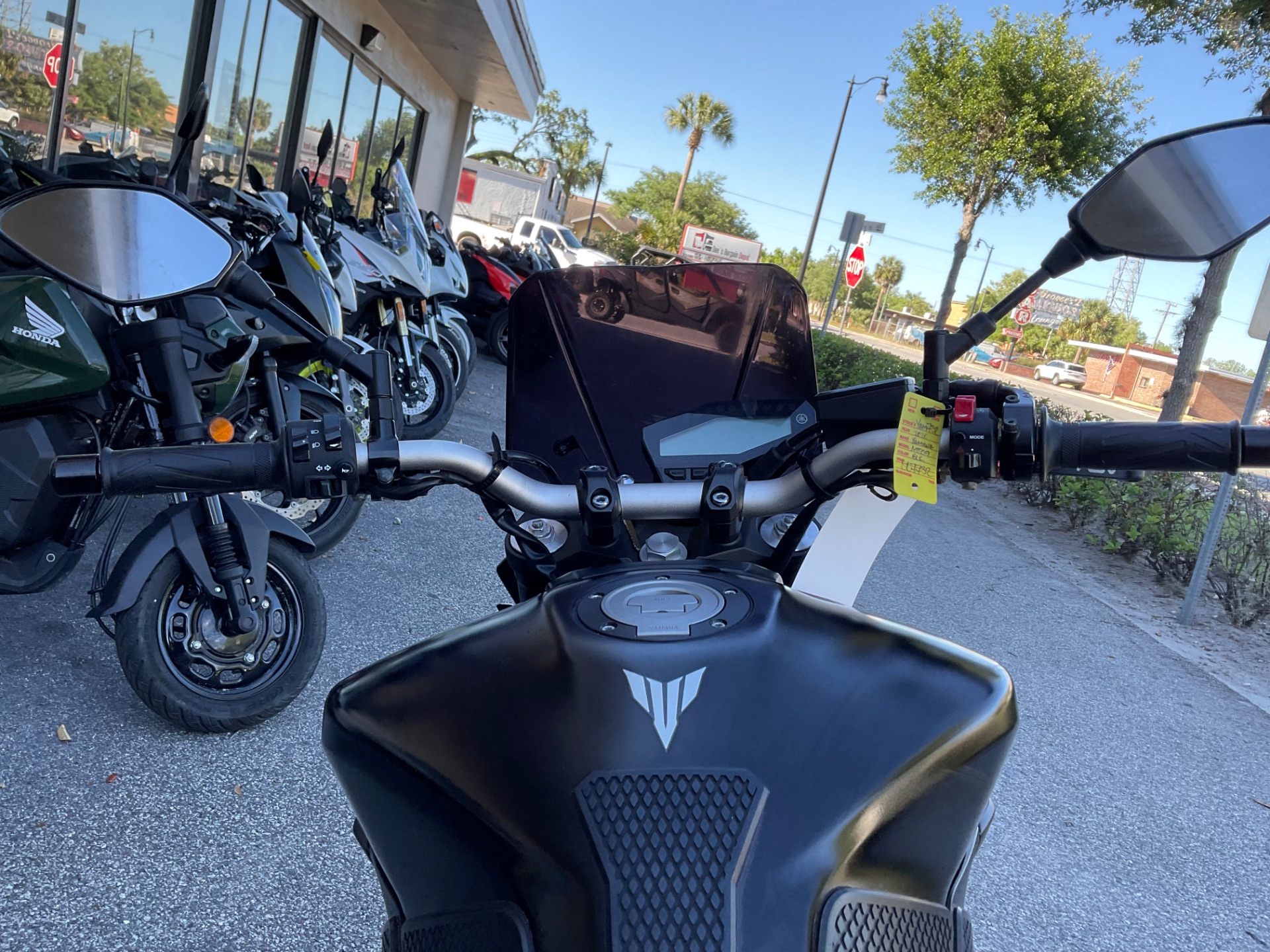 2020 Yamaha MT-09 in Sanford, Florida - Photo 24
