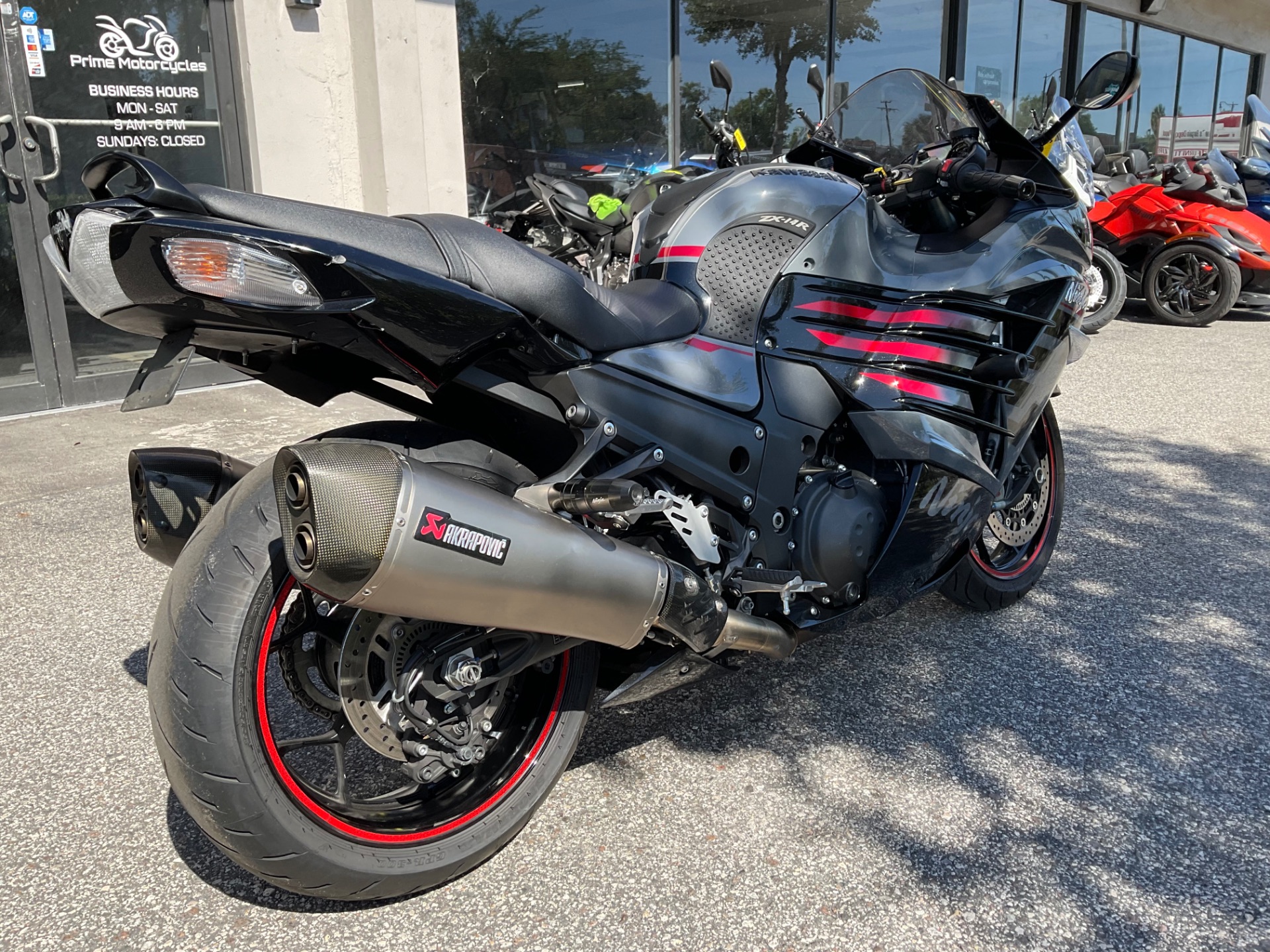 2022 Kawasaki Ninja ZX-14R ABS in Sanford, Florida - Photo 8