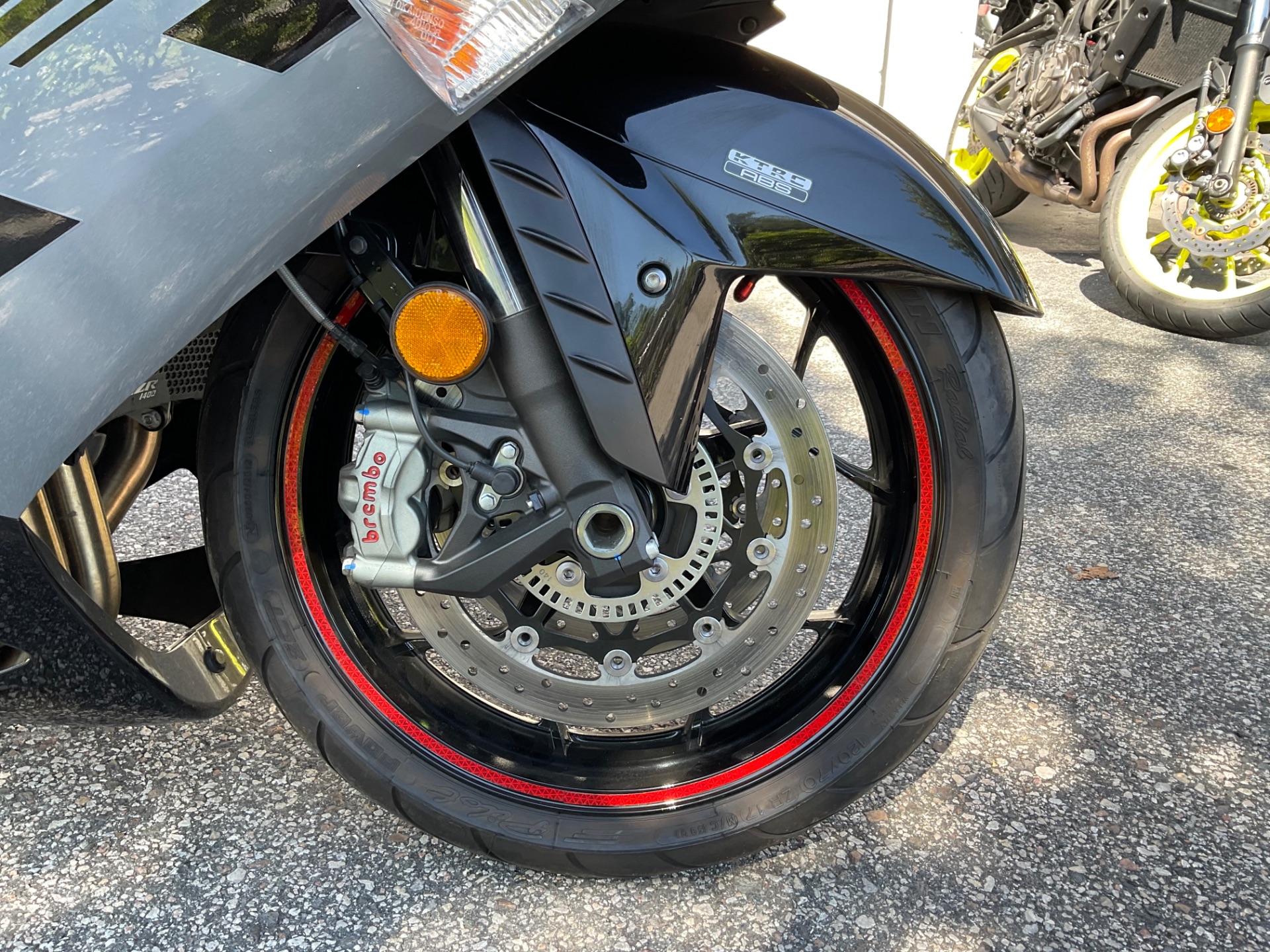 2022 Kawasaki Ninja ZX-14R ABS in Sanford, Florida - Photo 17