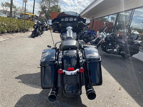 2016 Harley-Davidson Street Glide® in Sanford, Florida - Photo 8