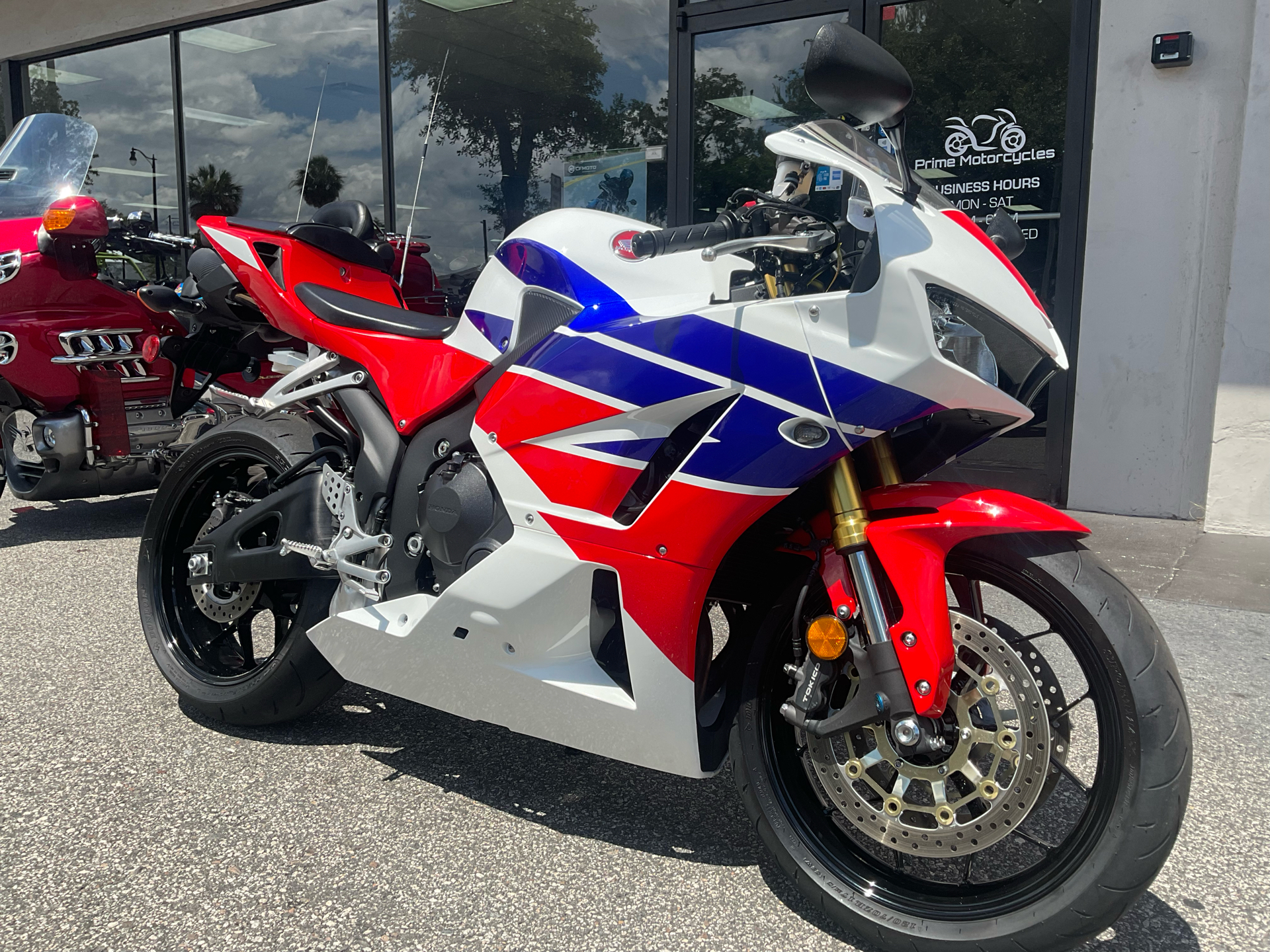 2022 Honda CBR600RR in Sanford, Florida - Photo 6