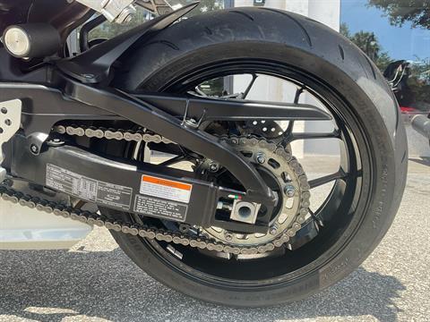 2022 Honda CBR600RR in Sanford, Florida - Photo 11