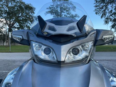 2011 Can-Am Spyder® RT SM5 in Sanford, Florida - Photo 17