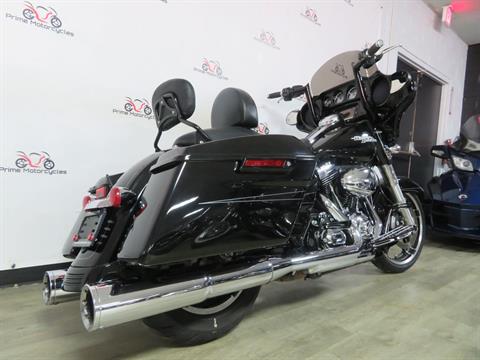 2011 Harley-Davidson Electra Glide® Ultra Limited in Sanford, Florida - Photo 8