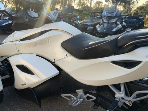 2010 Can-Am Spyder® RS-S SE5 in Sanford, Florida - Photo 12