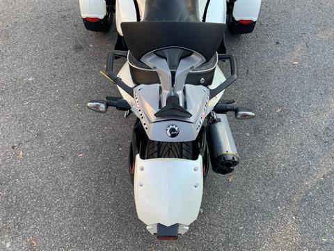 2010 Can-Am Spyder® RS-S SE5 in Sanford, Florida - Photo 23