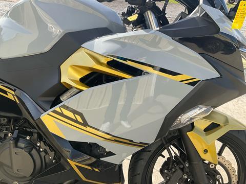 2020 Kawasaki Ninja 400 ABS KRT Edition in Lutz, Florida - Photo 14