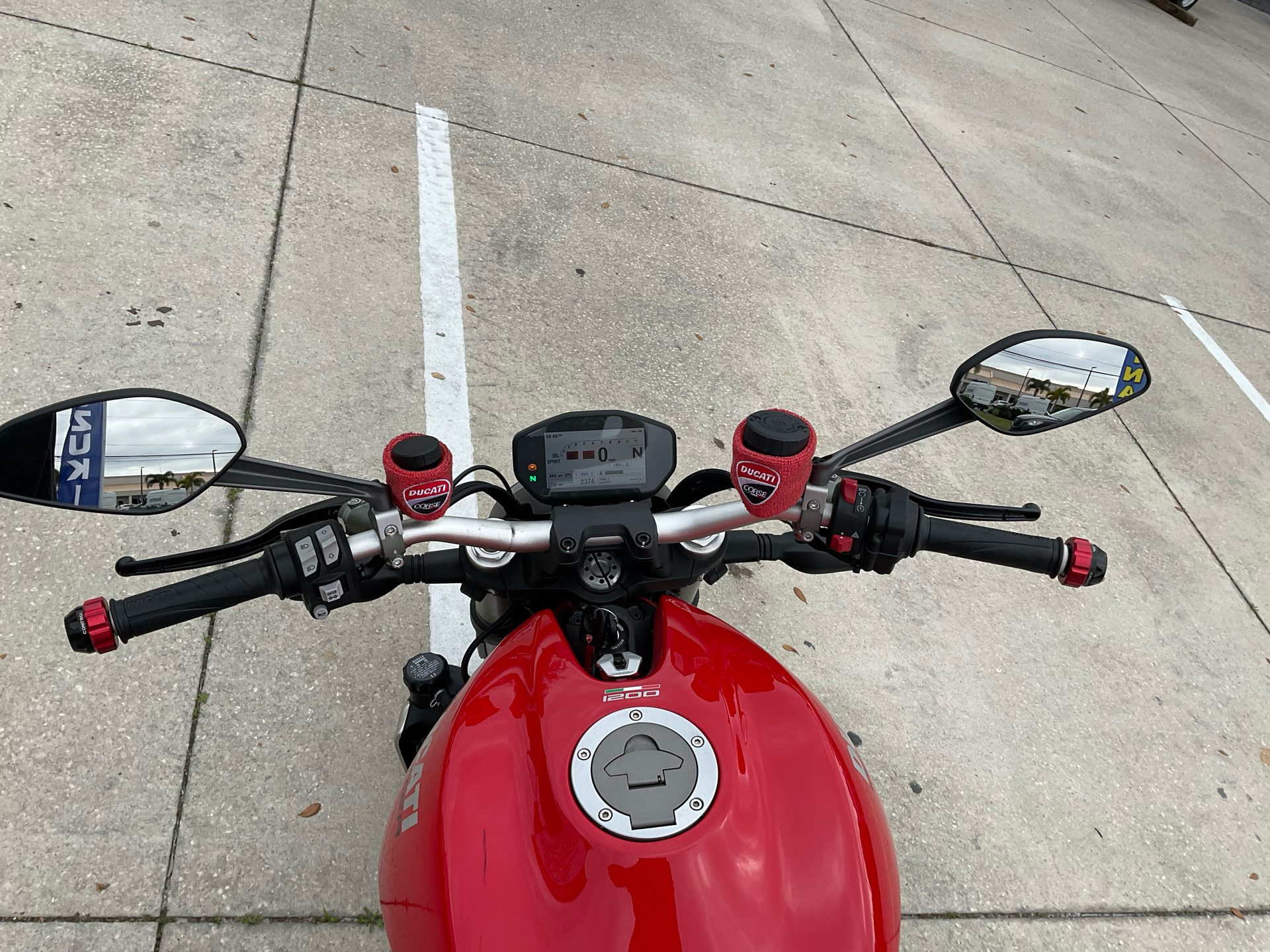 2020 Ducati Monster 1200 in Melbourne, Florida - Photo 20
