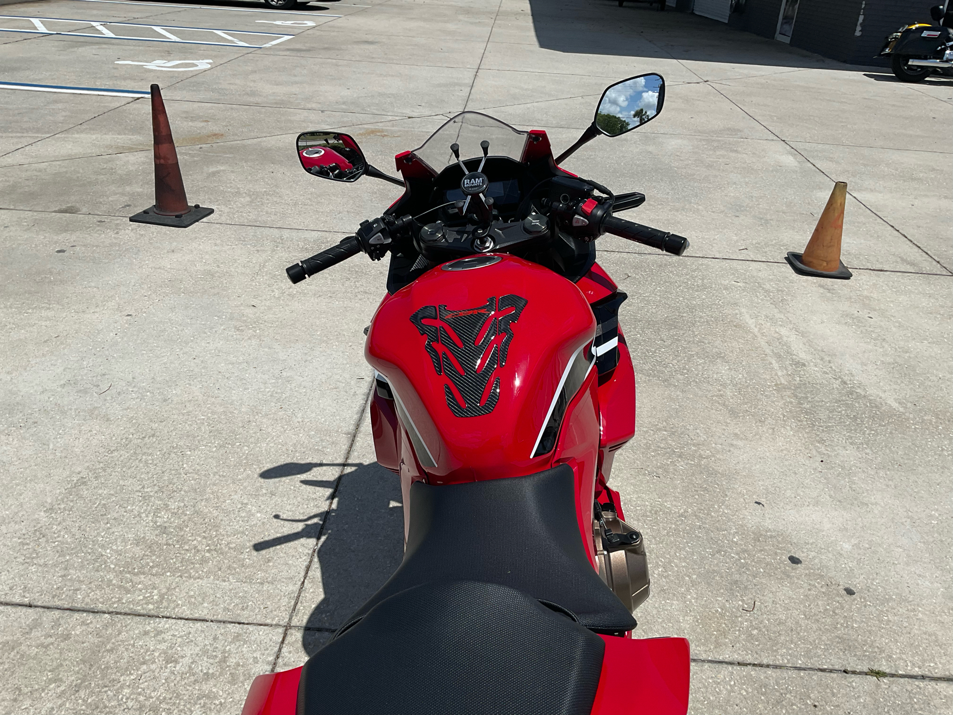 2022 Honda CBR500R ABS in Melbourne, Florida - Photo 17
