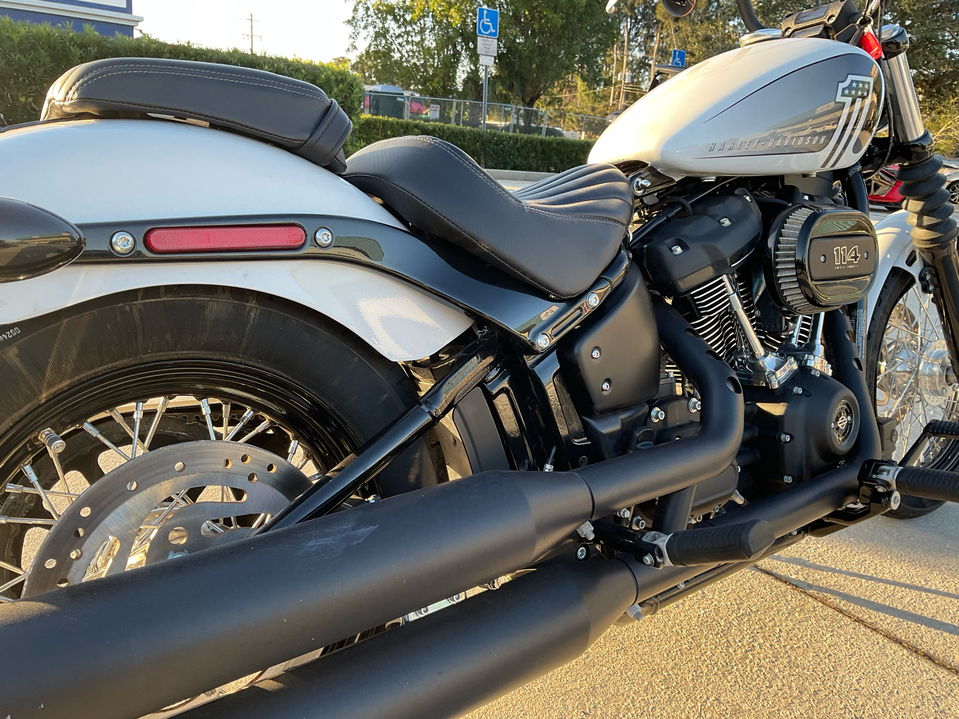 2021 Harley-Davidson Street Bob® 114 in Melbourne, Florida - Photo 17