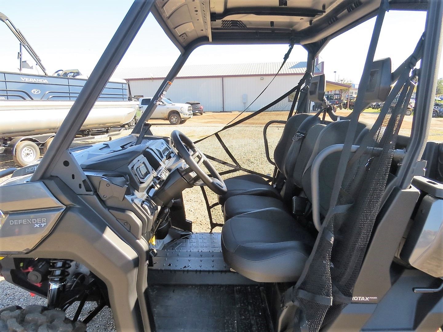 2024 Can-Am Defender XT HD10 in Mount Pleasant, Texas - Photo 10
