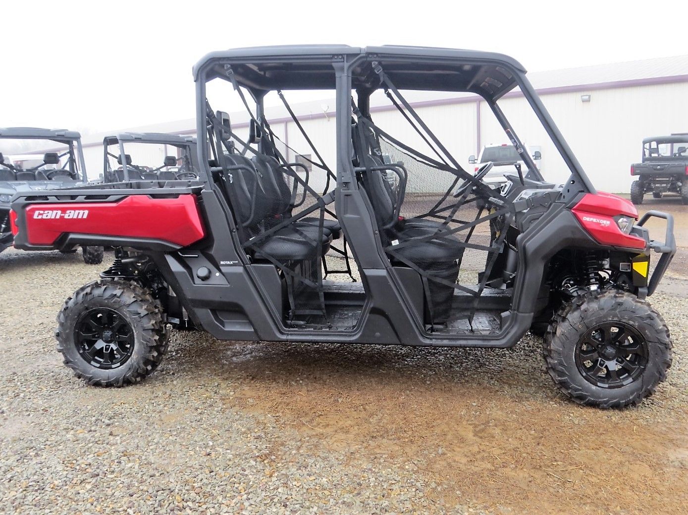 2024 Can-Am Defender MAX XT HD10 in Mount Pleasant, Texas - Photo 8