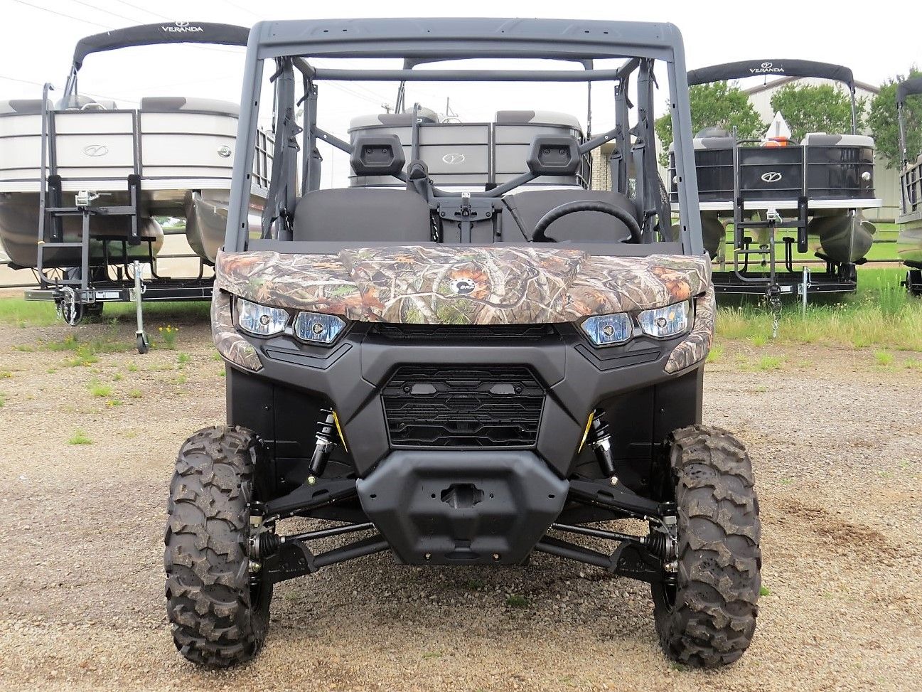 2024 Can-Am Defender MAX DPS HD9 in Mount Pleasant, Texas - Photo 2