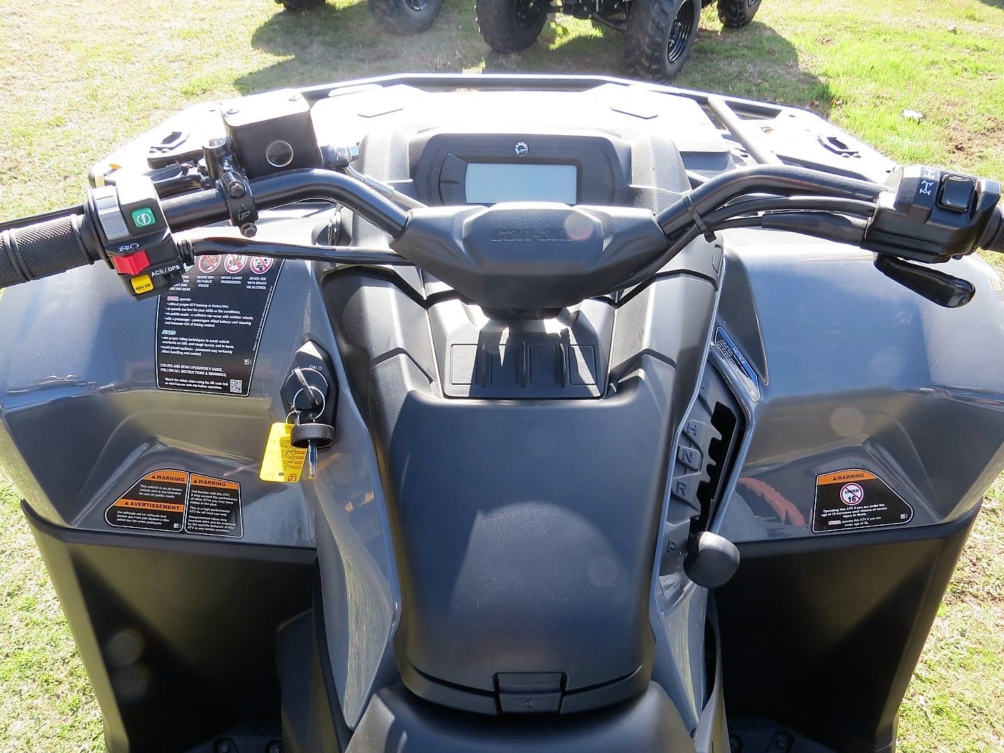 2023 Can-Am Outlander DPS 700 in Mount Pleasant, Texas - Photo 10
