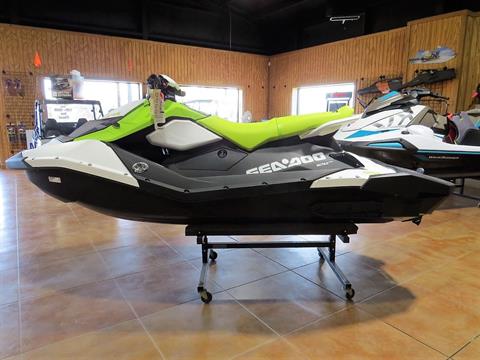 2023 Sea-Doo Spark 3up 90 hp iBR Convenience Package in Mount Pleasant, Texas - Photo 4