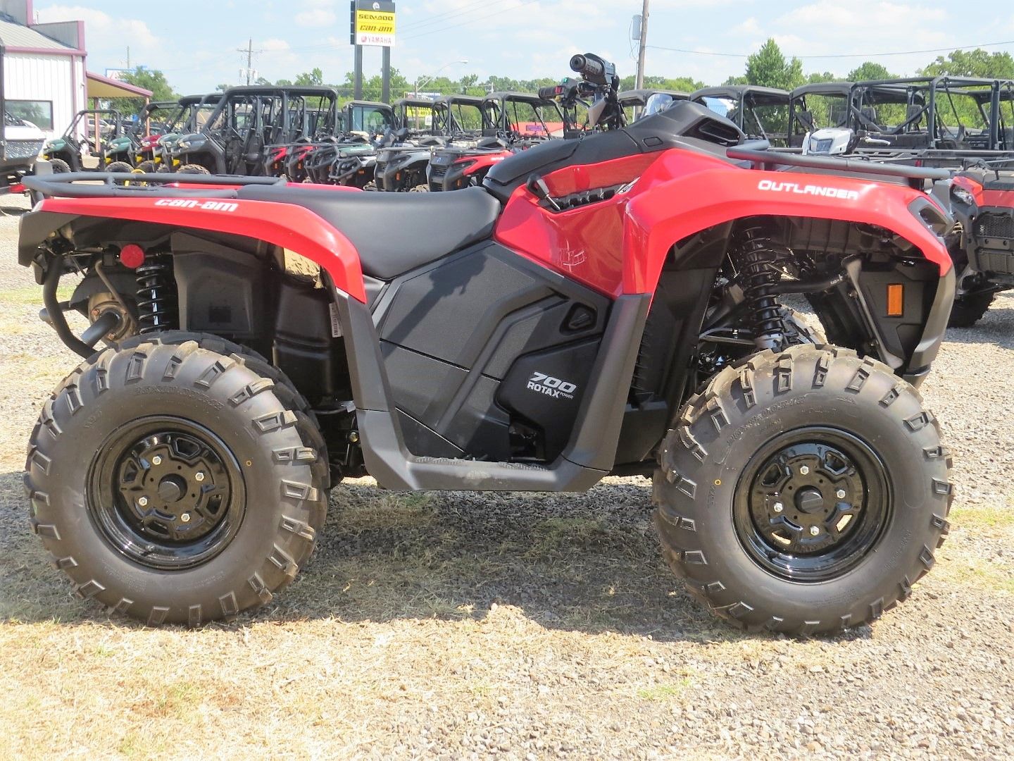 2024 Can-Am Outlander DPS 700 in Mount Pleasant, Texas - Photo 8