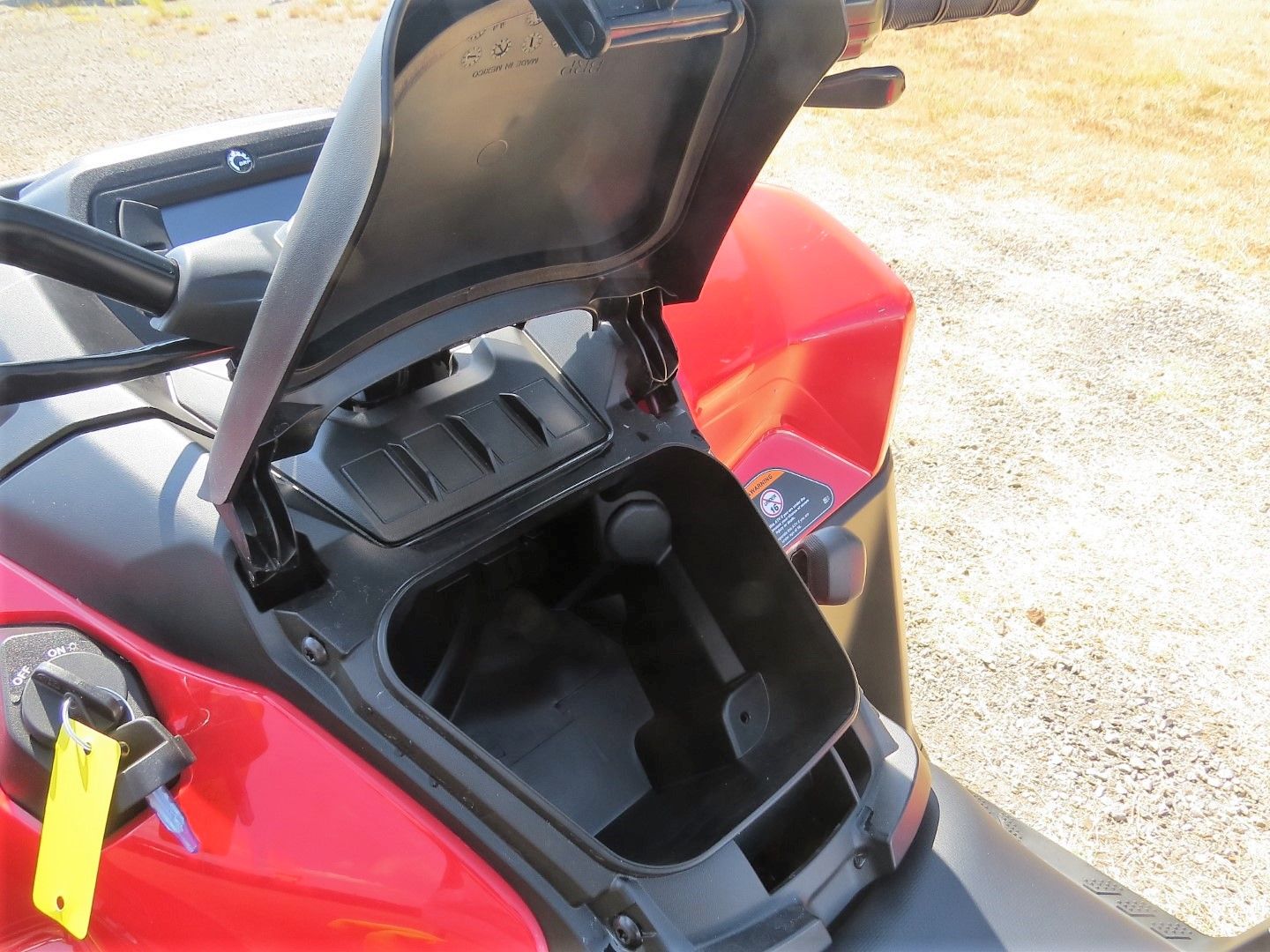 2024 Can-Am Outlander DPS 700 in Mount Pleasant, Texas - Photo 17