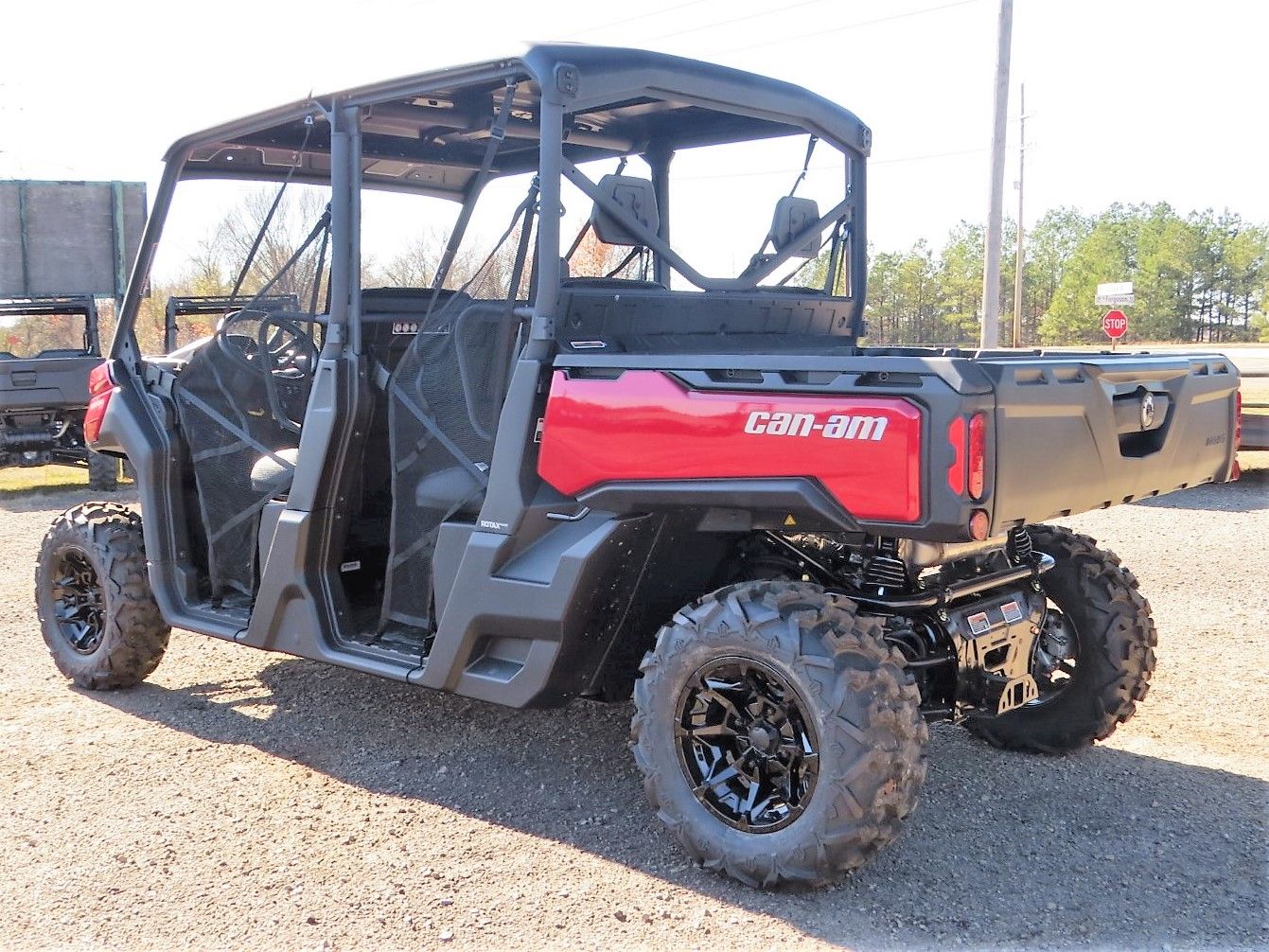 2024 Can-Am Defender MAX XT HD9 in Mount Pleasant, Texas - Photo 6