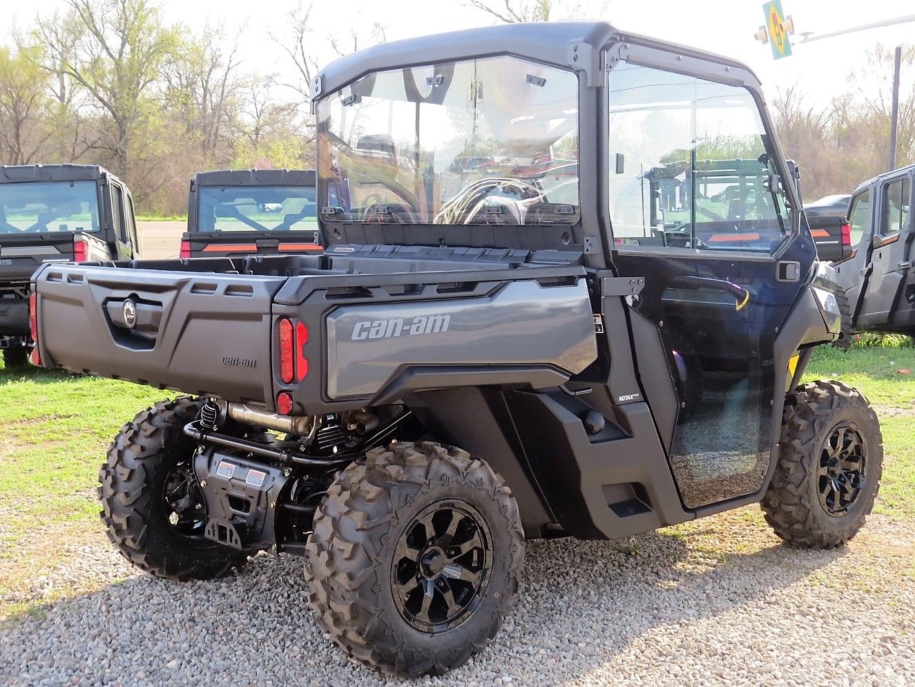 2024 Can-Am Defender XT HD9 in Mount Pleasant, Texas - Photo 7