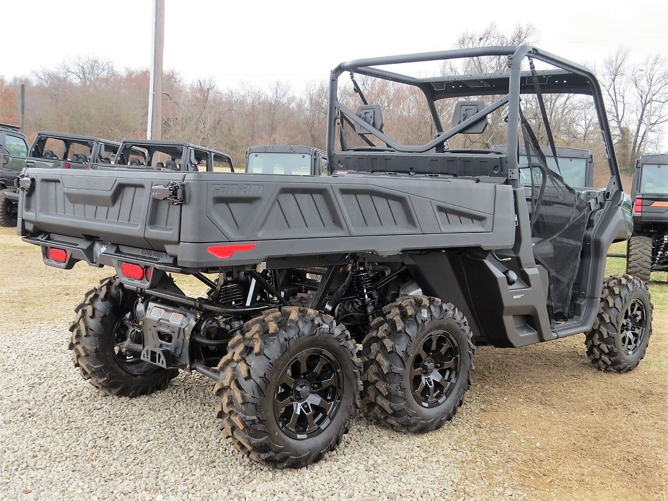 2023 Can-Am Defender 6x6 DPS HD10 in Mount Pleasant, Texas - Photo 7