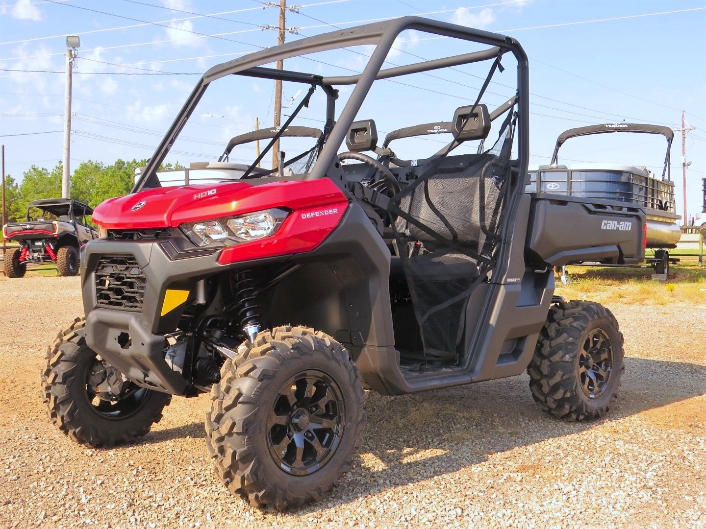 2025 Can-Am Defender DPS HD10 in Mount Pleasant, Texas - Photo 3