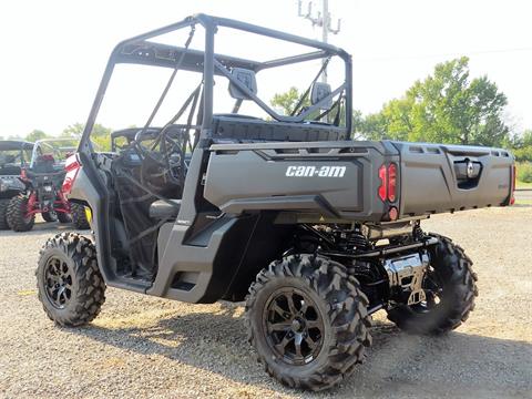 2025 Can-Am Defender DPS HD10 in Mount Pleasant, Texas - Photo 5