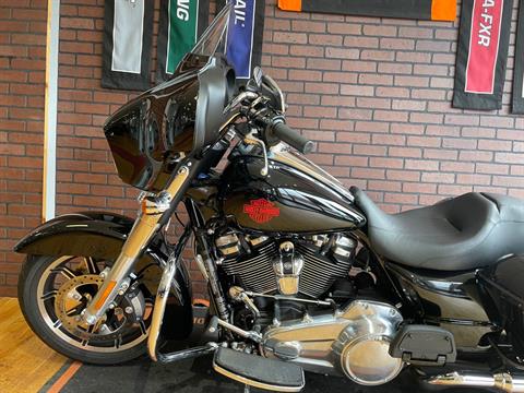 2021 Harley-Davidson Electra Glide® Standard in South Charleston, West Virginia - Photo 5