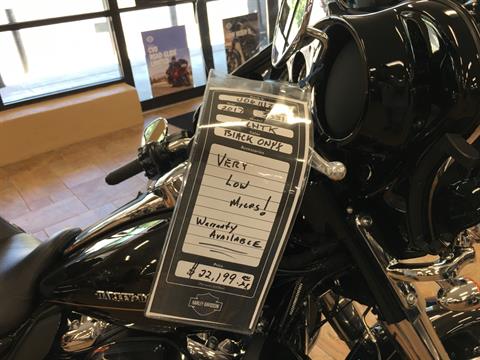 2017 Harley-Davidson FLHTK in Cincinnati, Ohio - Photo 5