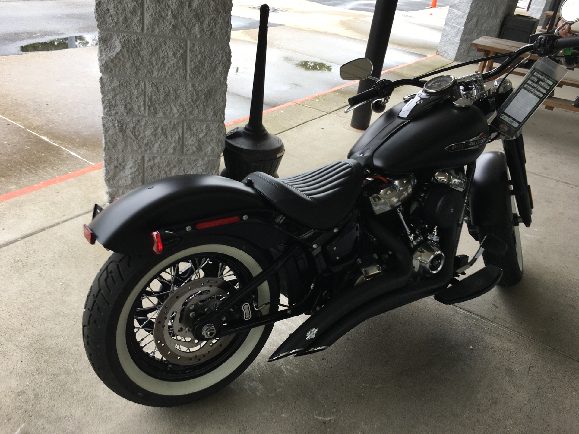 2018 Harley-Davidson FLSL in Cincinnati, Ohio - Photo 3