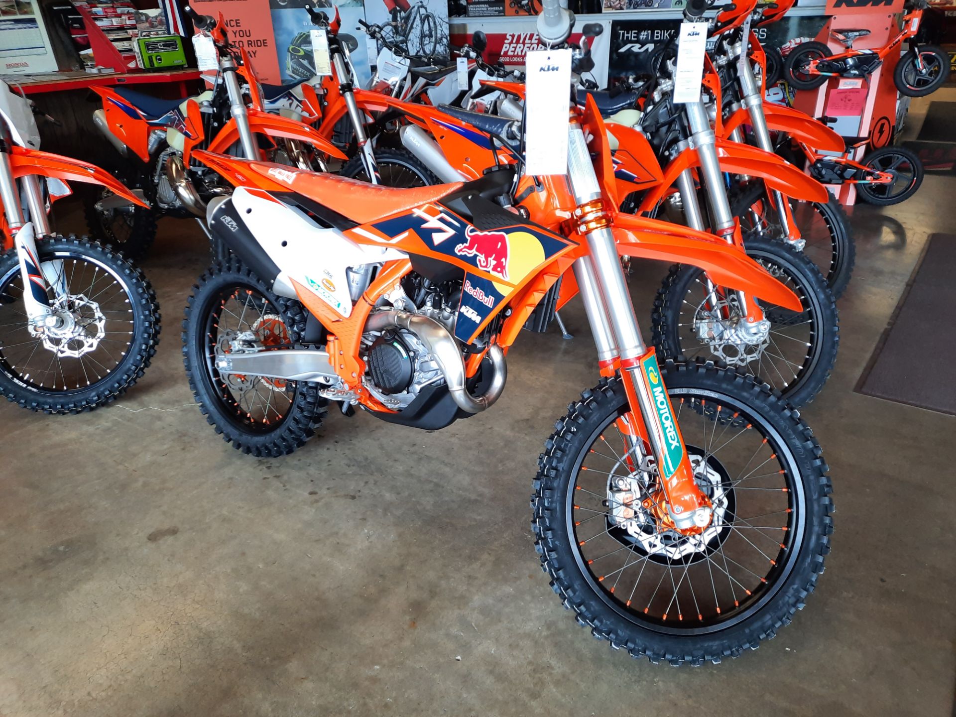 2022 KTM 450 SX-F FACTORY EDITION in Grass Valley, California - Photo 2