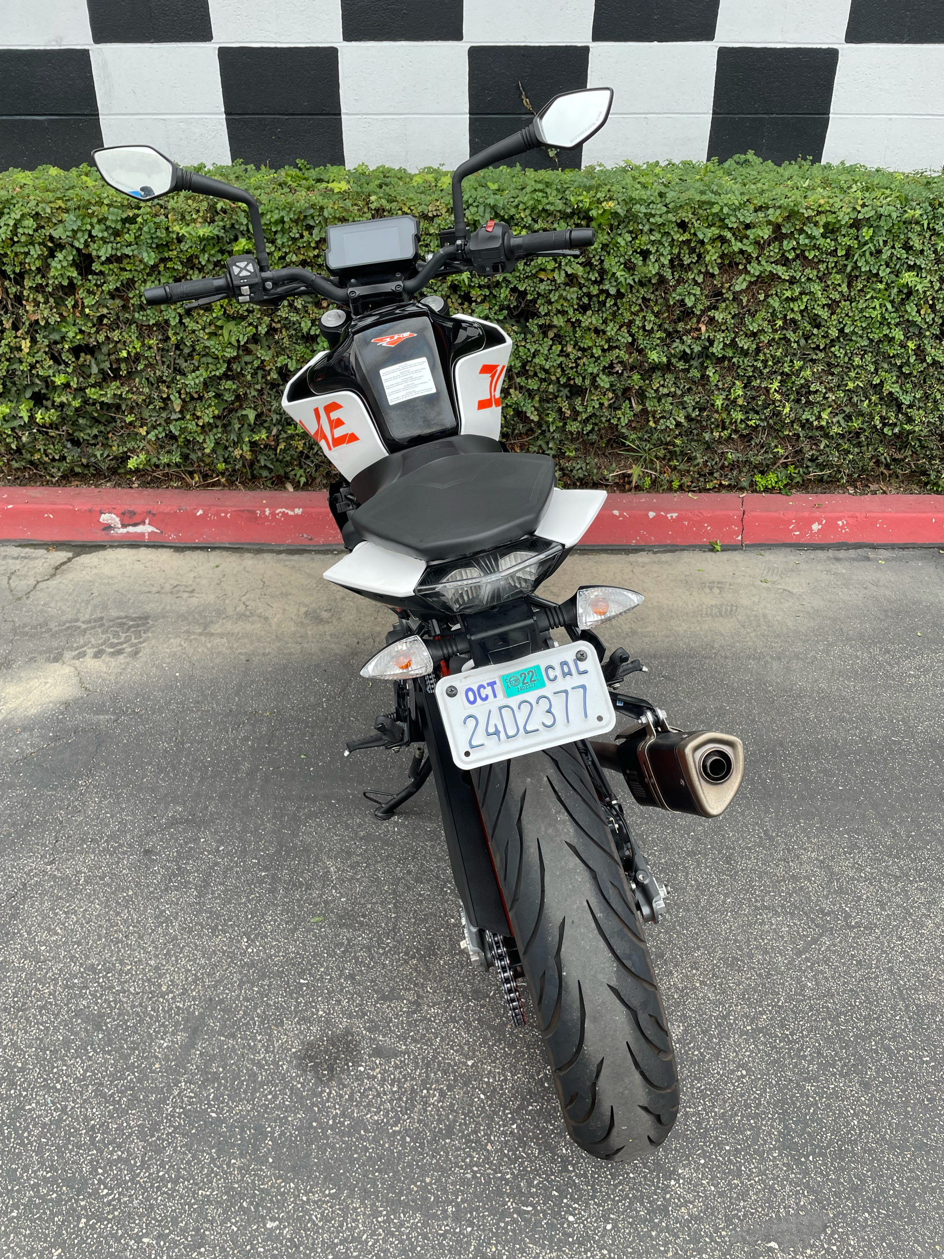 2018 KTM 390 Duke in Costa Mesa, California - Photo 6