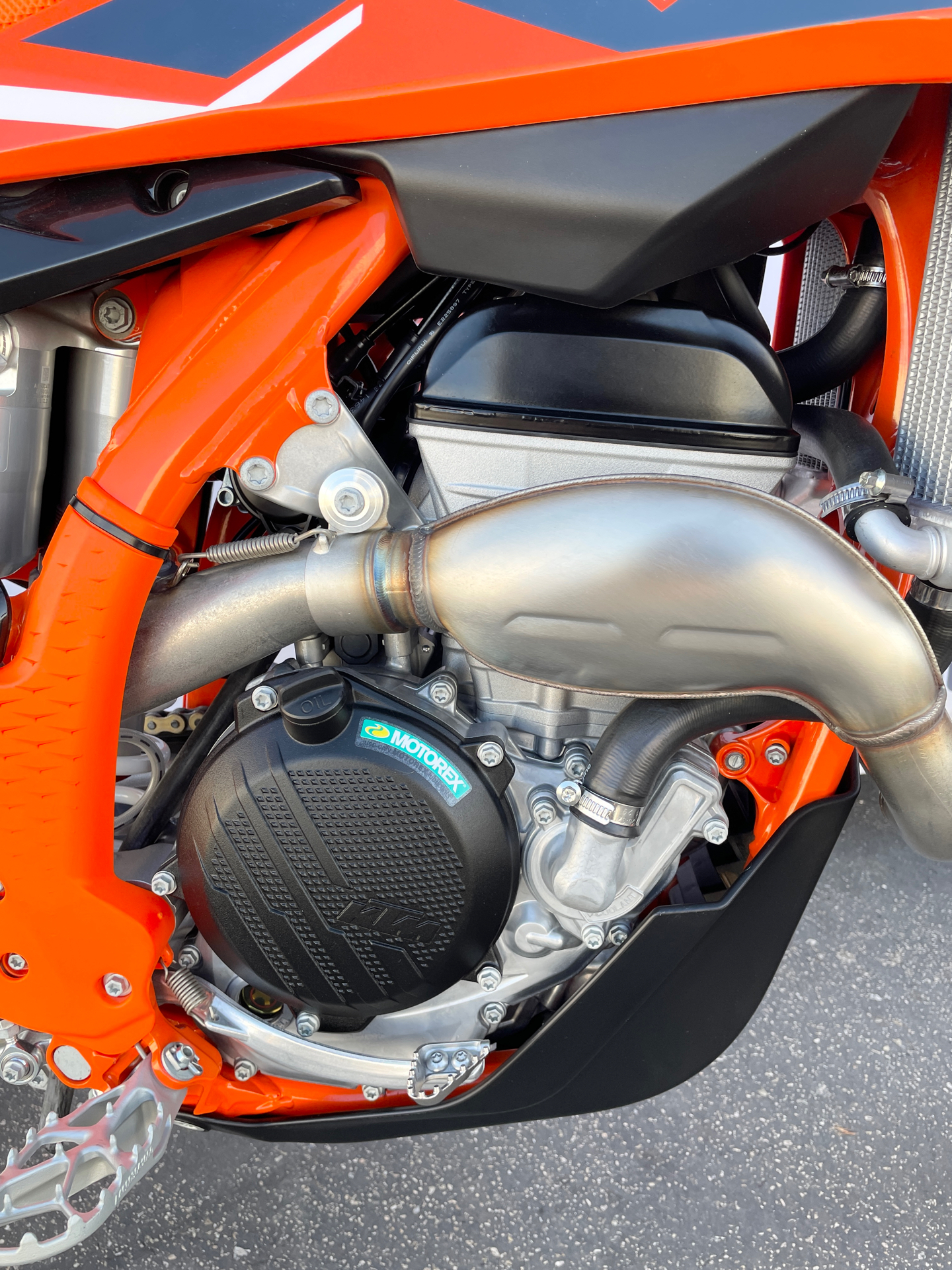2022 KTM 250 SX-F Factory Edition in Costa Mesa, California - Photo 2