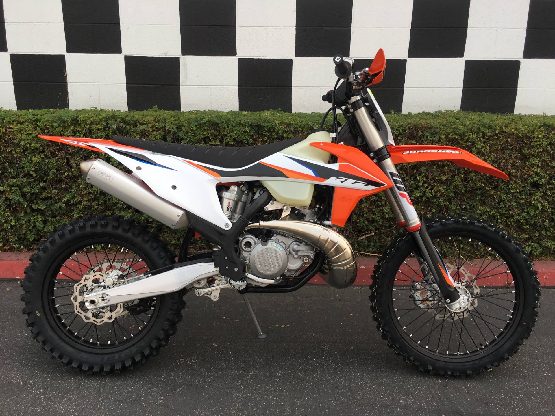 2021 KTM 300 XC TPI Guide • Total Motorcycle