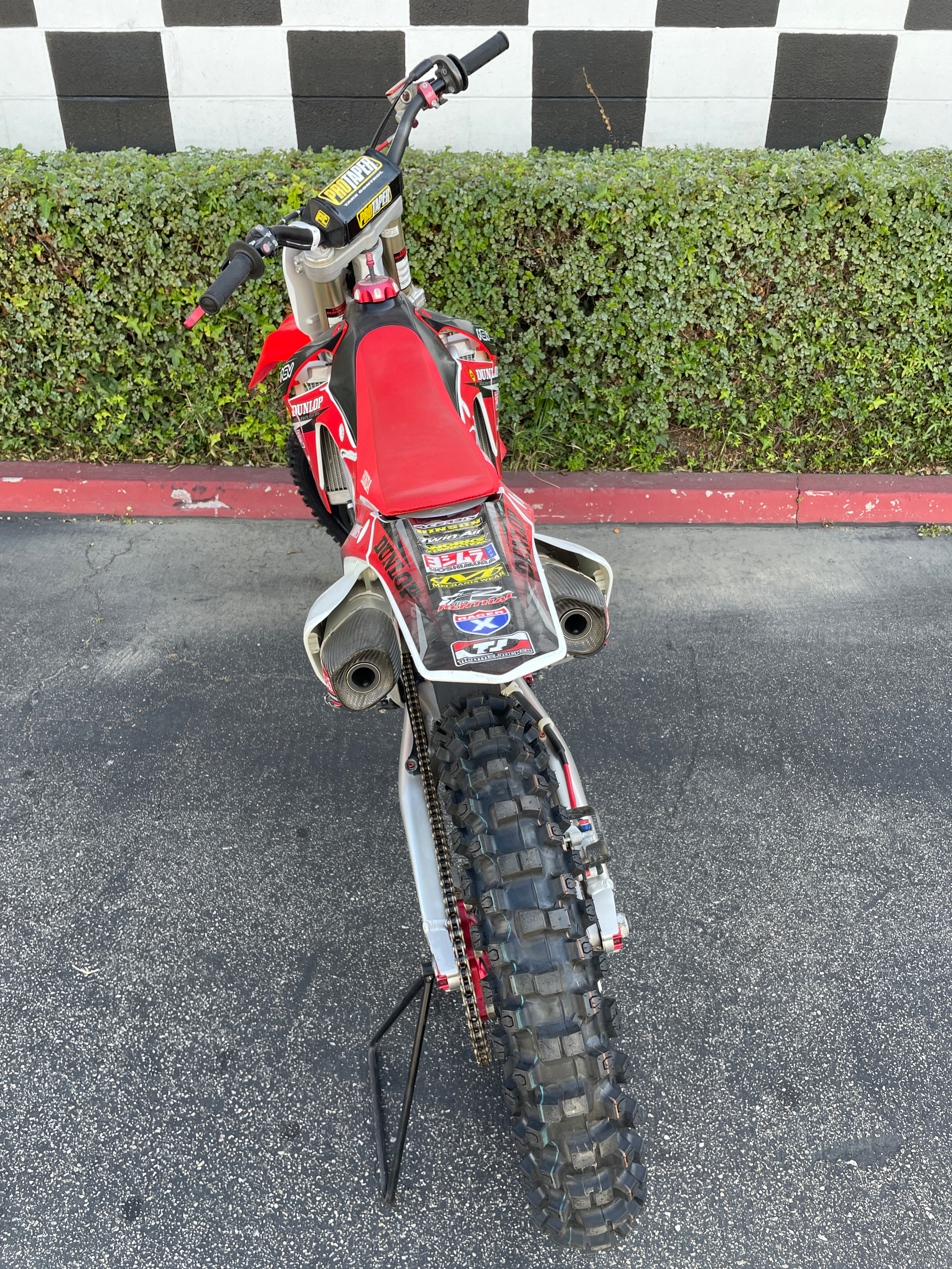 2013 Honda CRF®450R in Costa Mesa, California - Photo 6