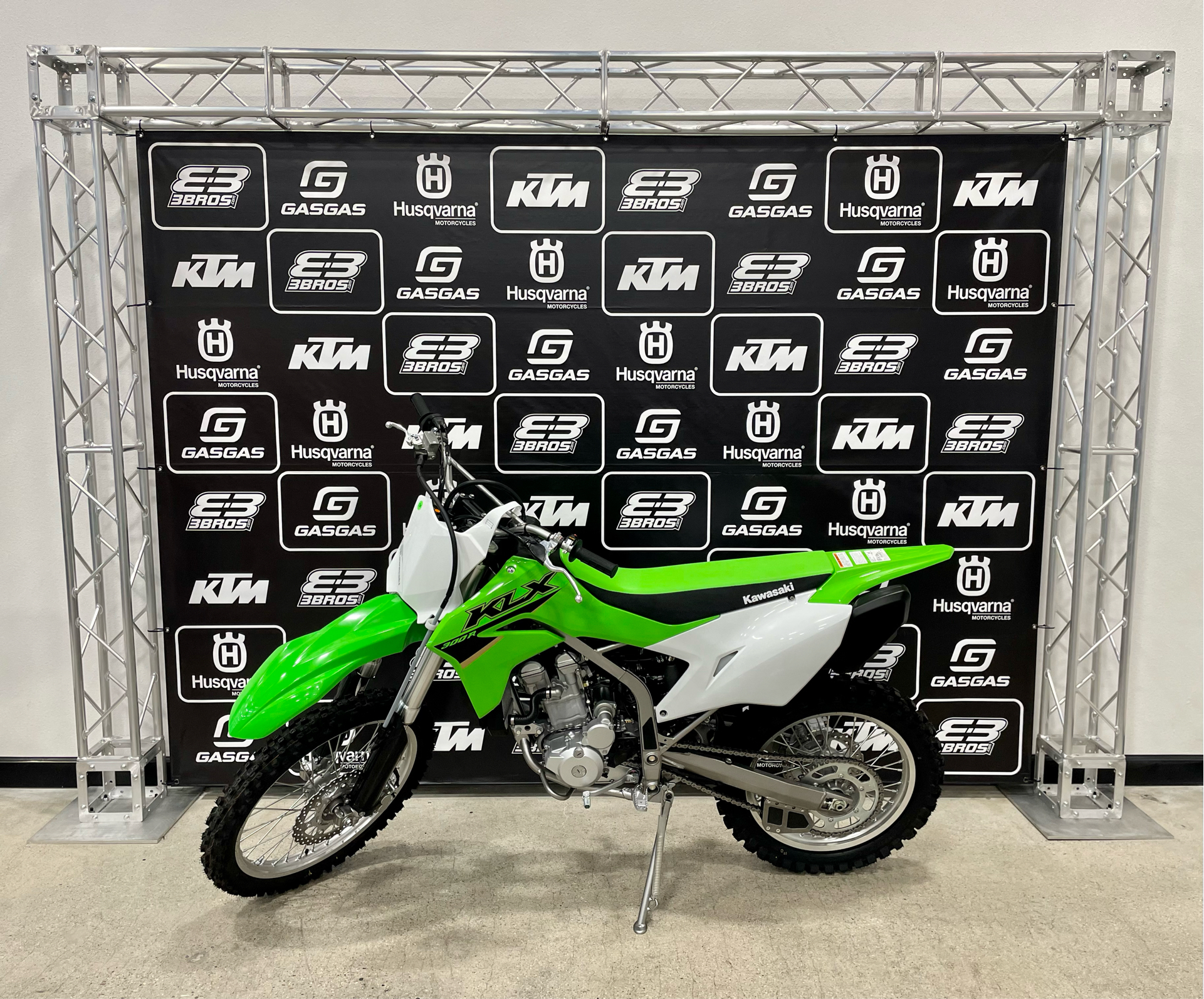 2022 Kawasaki KLX 300R in Costa Mesa, California - Photo 3
