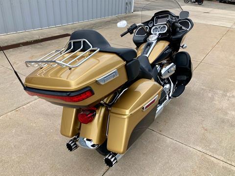 2017 Harley-Davidson Road Glide® Ultra in Fremont, Michigan - Photo 4